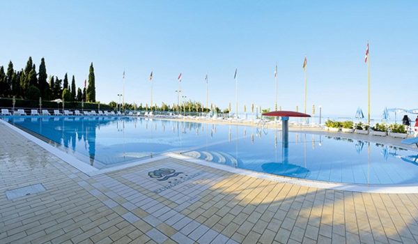 42524_z_Europe_Garden_Village_Gallery_Silvi_Marina_piscina1_G