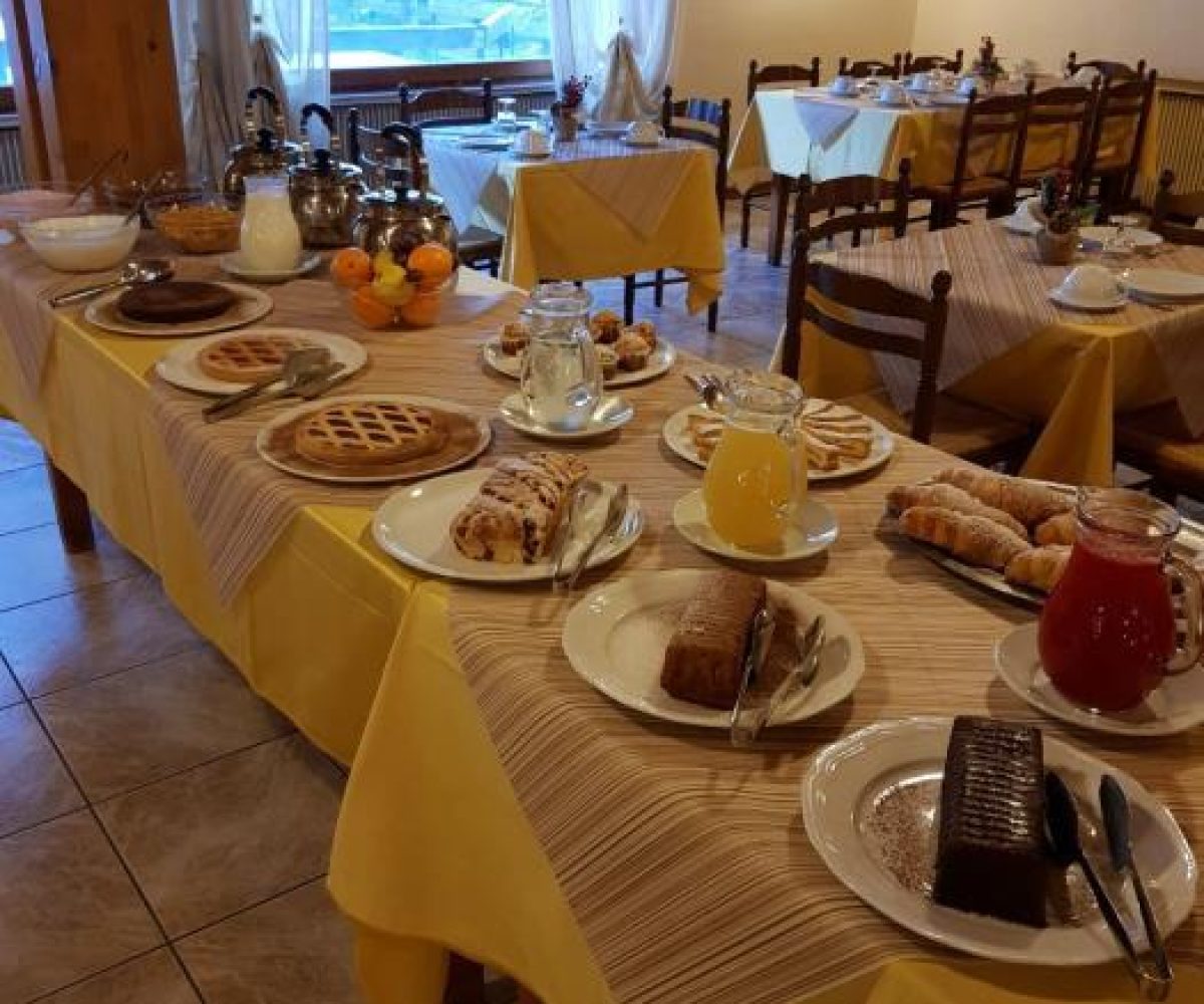 cavareno-buffet colazione